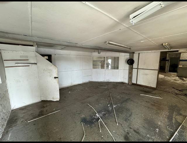 600M² WAREHOUSE FOR SALE IN EAST LONDON CENTRAL